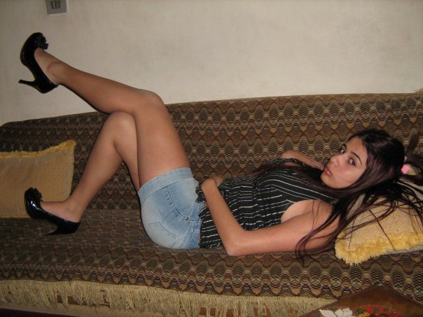 Indian Girl Hot Shower Masturbating