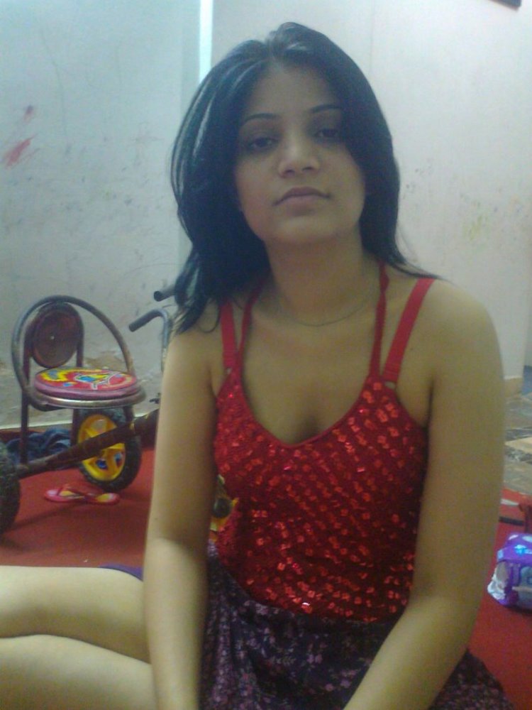 Hot indian girl ayesha naked