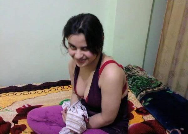 Big Boob Juicy Indian Babe