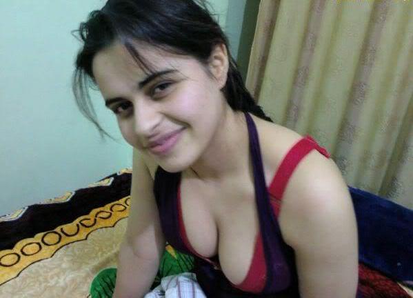 Big Boob Juicy Indian Babe