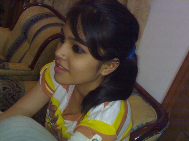 Hot sexy Indian college girl