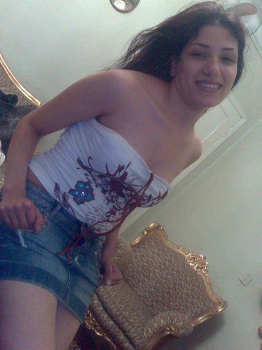 Hot sexy Indian college girl