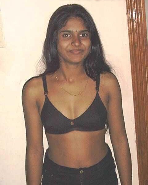 Newly married indian girl stripping herself off
