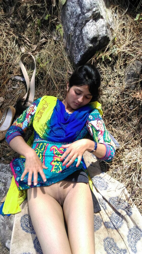 Cute Young Indian College Teen Fucked Outdoor MMS