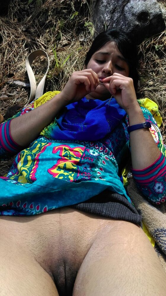 Cute Young Indian College Teen Fucked Outdoor MMS