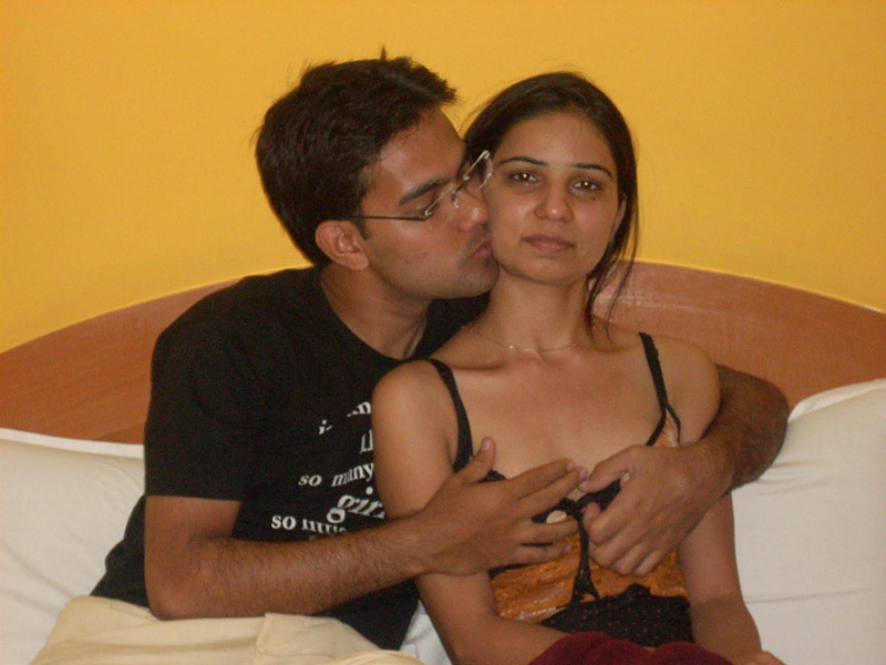 Hot indian girls naked with their boyfriends