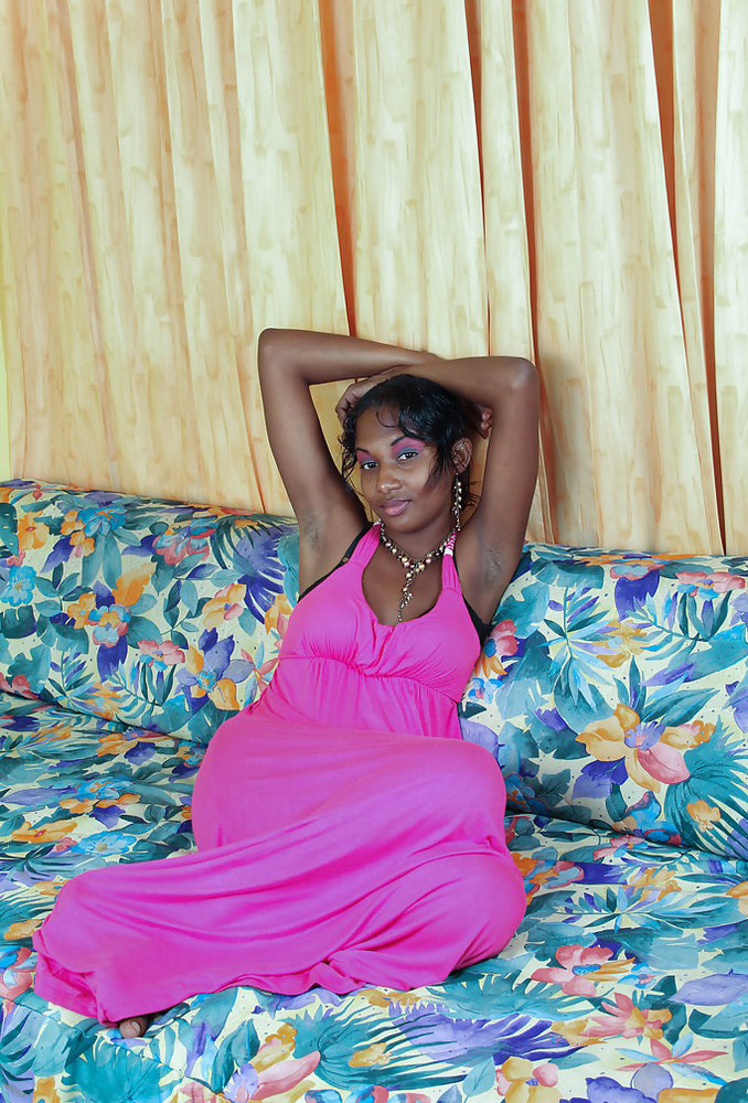 Juicy Indian Girls Sunita In Erotic Pink Nude