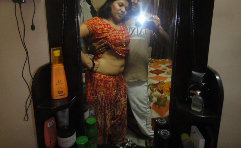 Indian amateur posing on camera