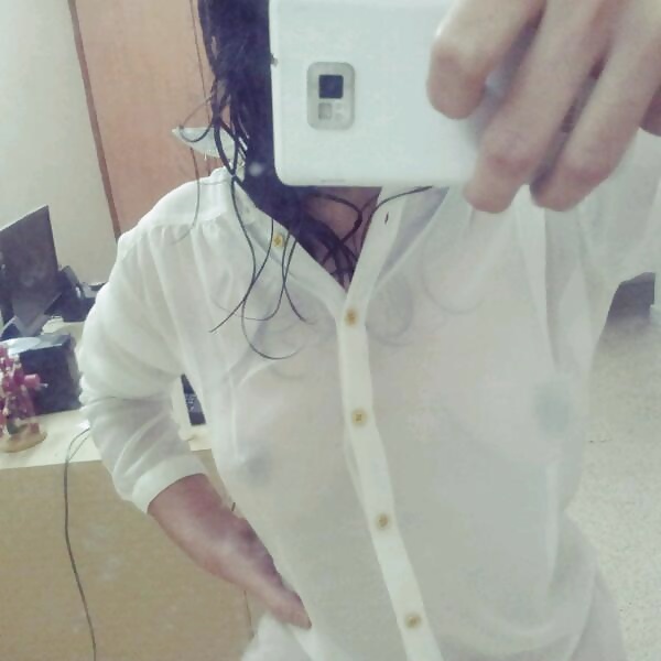 Desi Babe Pressing Her Natural Tits Taking Her Nude Photos