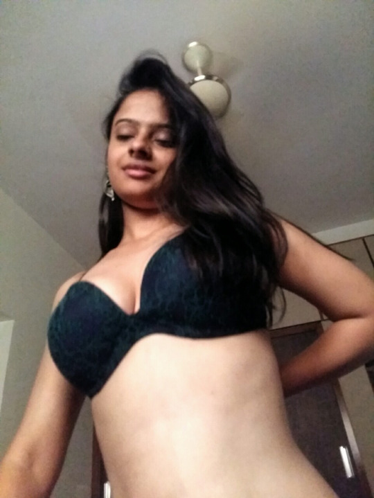 Nude Indian Girl Self Shot Sex Gallery