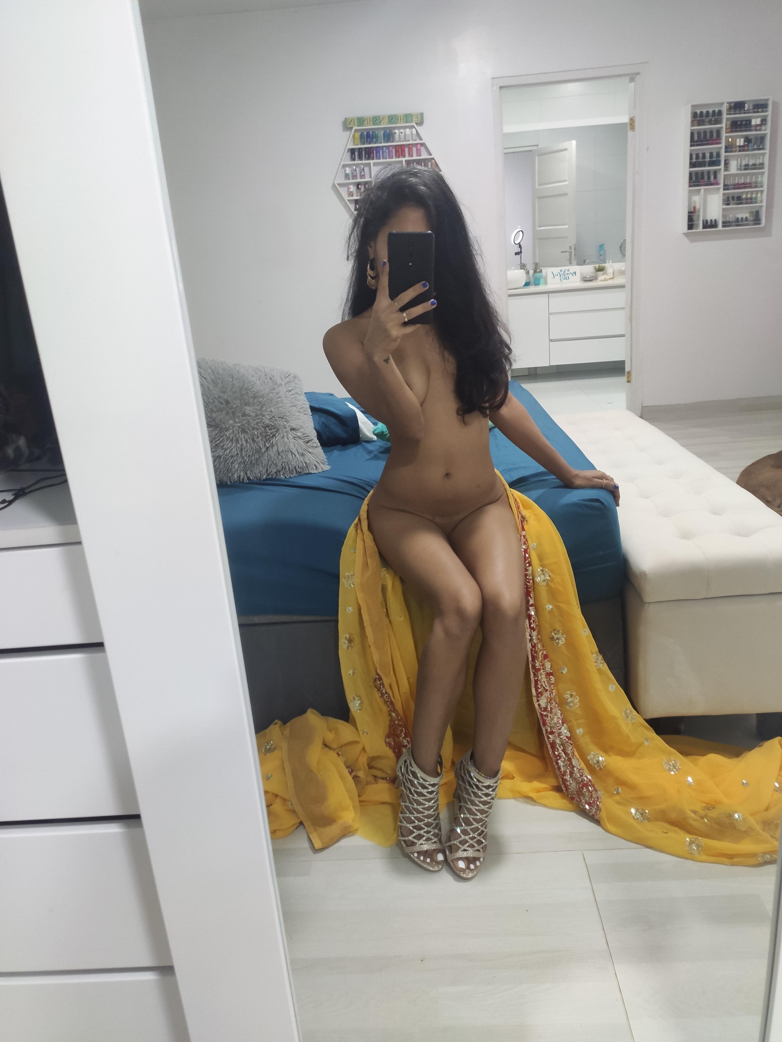 Horny Desi GF Starting Weeken