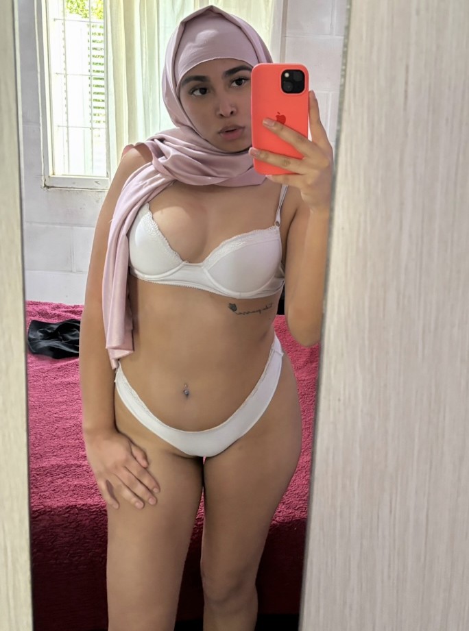 Watch me transform from good girl to bad girl <3