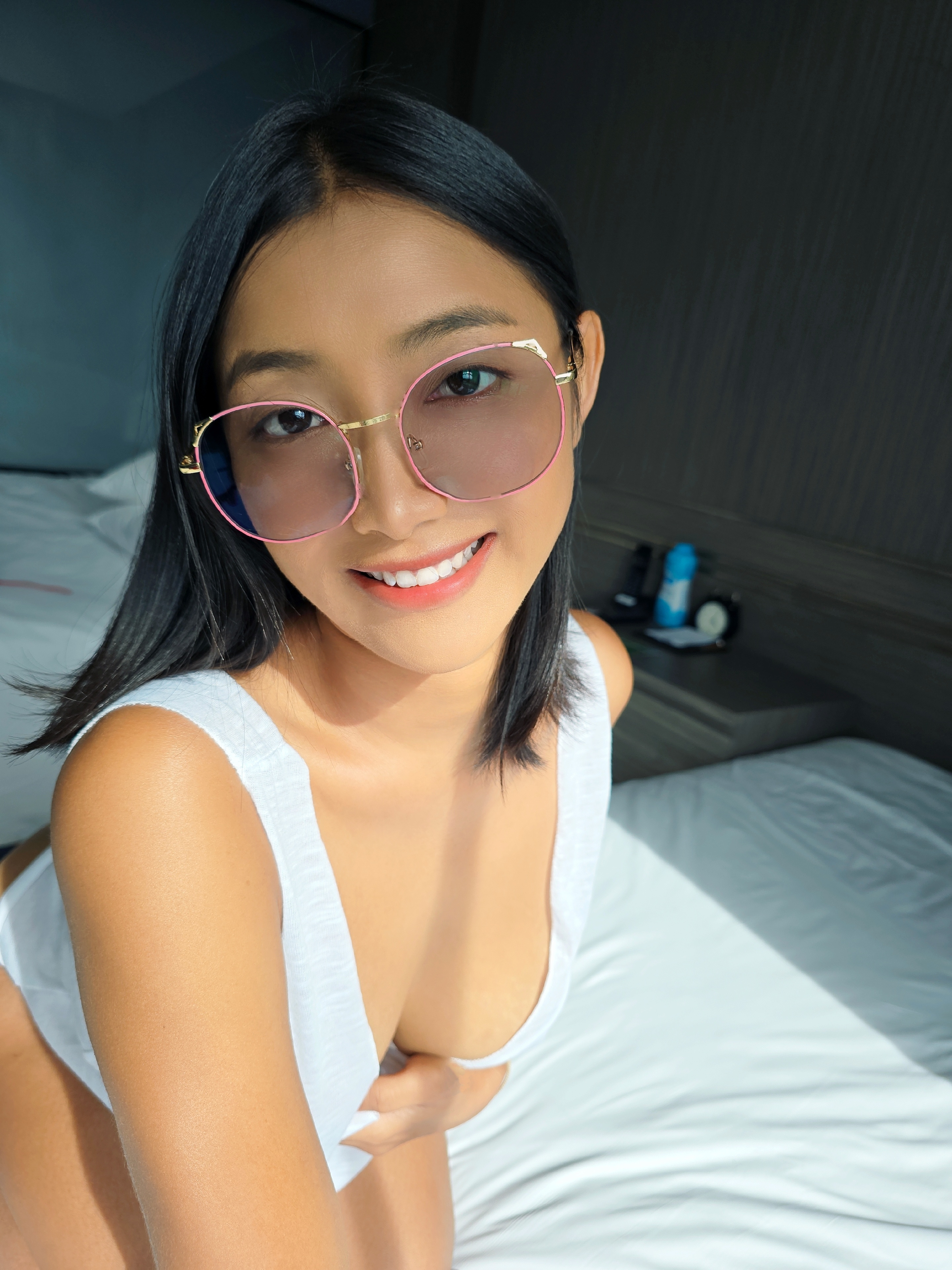 Indian Girlfriend Undressing Showing Off Her Body