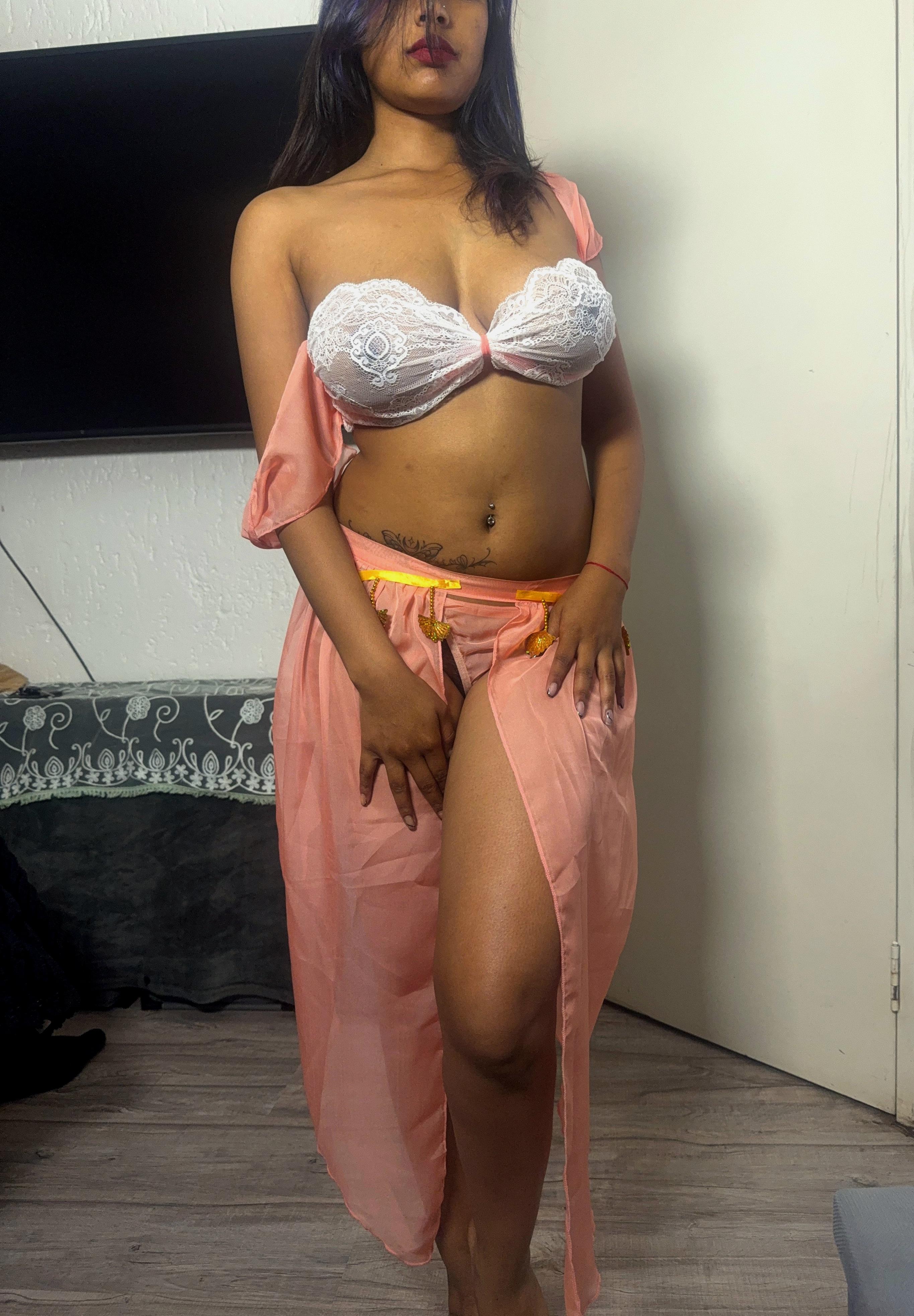 Indian Amateur Built Thick Ready To Fuck You All Night