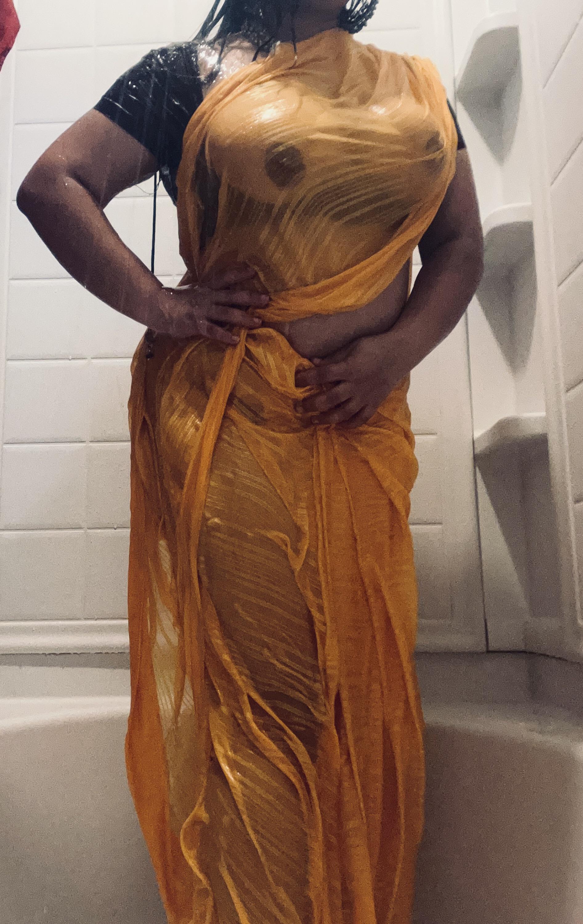 Desi Amateur Getting Wet Like Tip Tip Barsa Paani Song