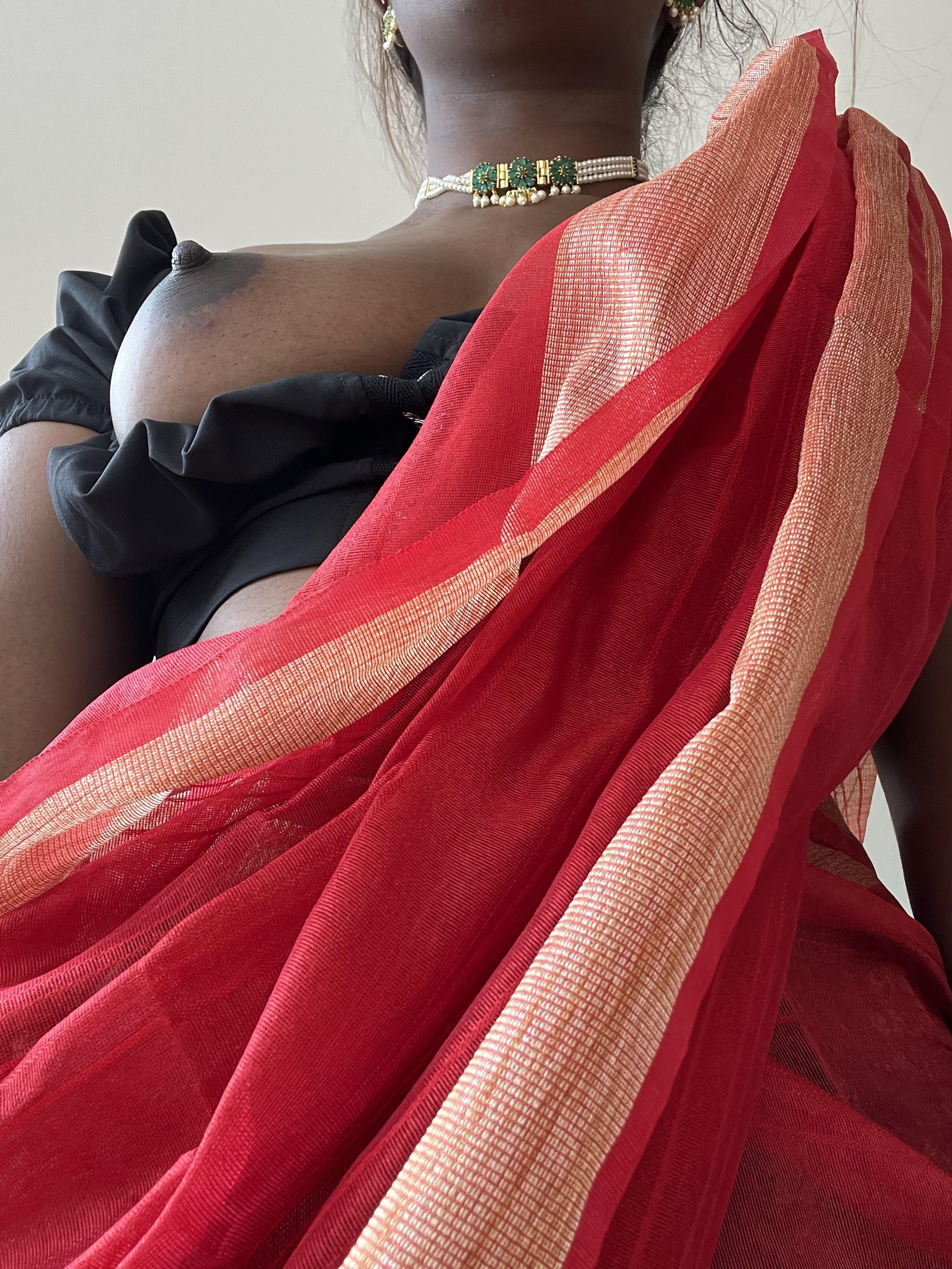 Desi GF Accidentally Exposing Her Boob In Public Place