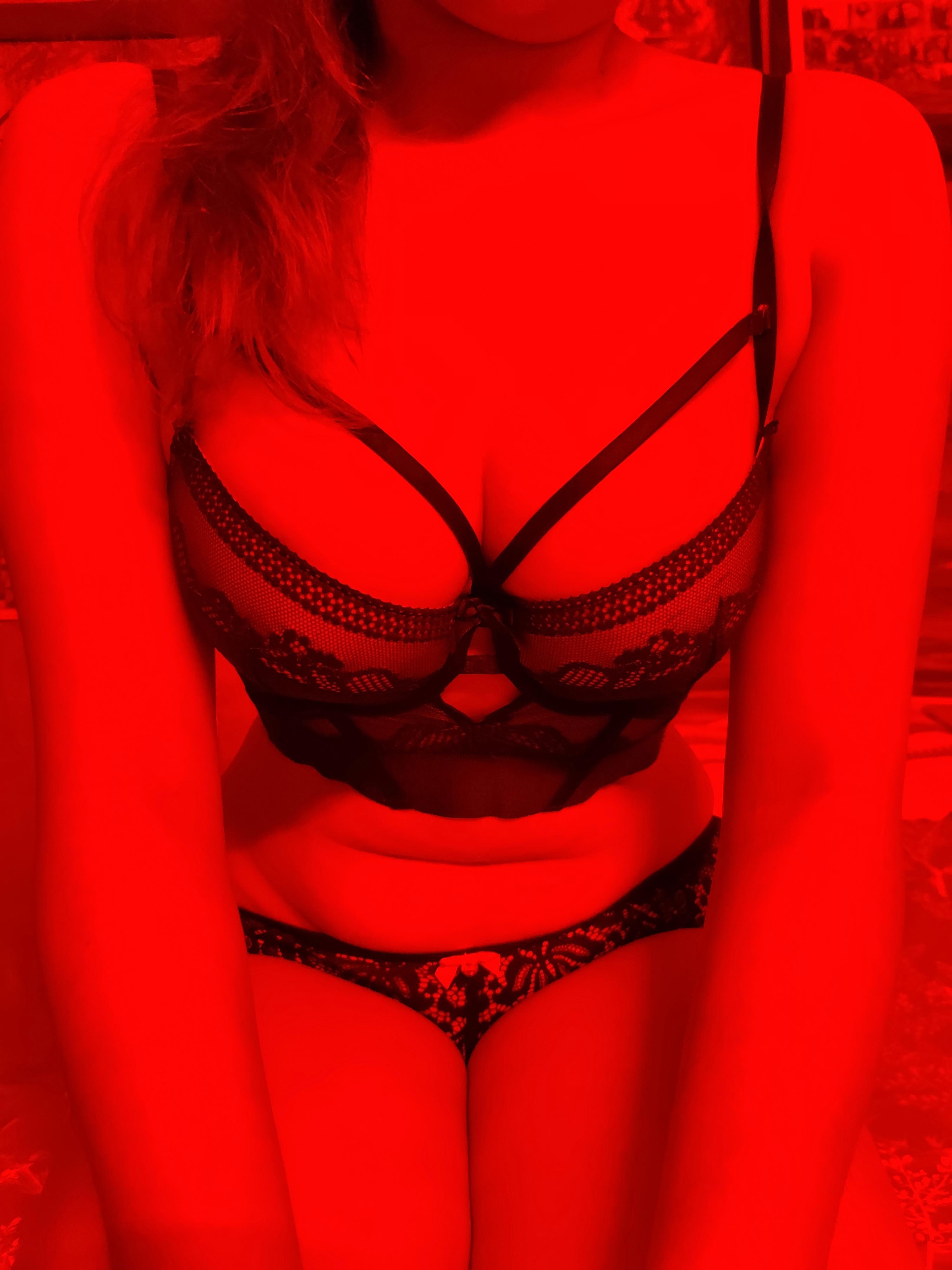 Indian Wife Posing Naked Motivating You This Morning