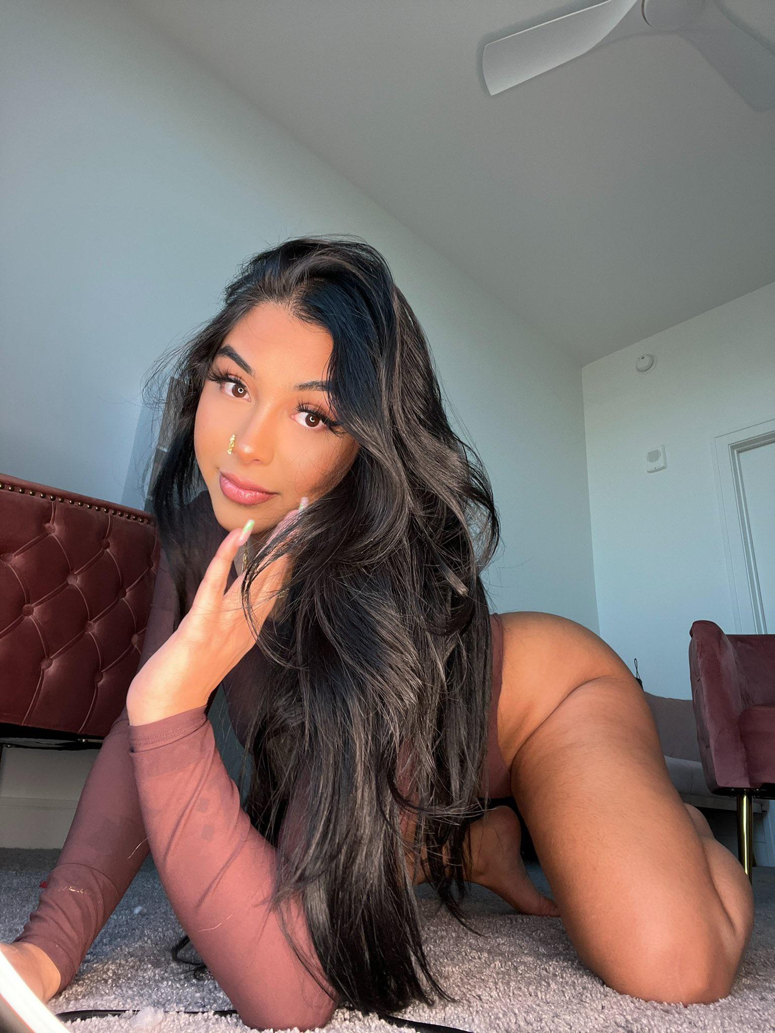 Kneeling Desi slave awaiting your throbbing dick to choke me hard