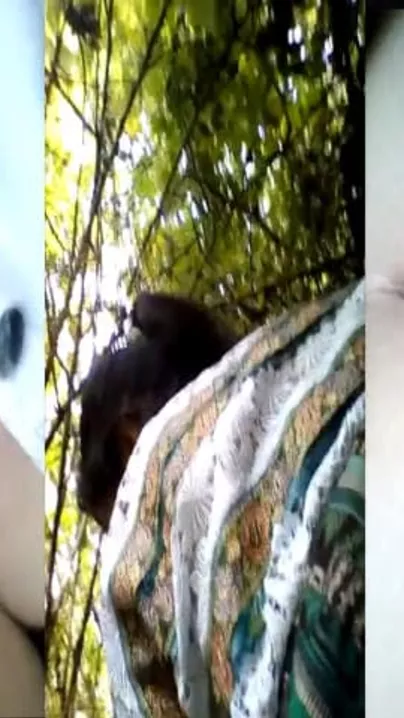 Desi outdoor XXX sex MMS movie - Indian pussy fucking