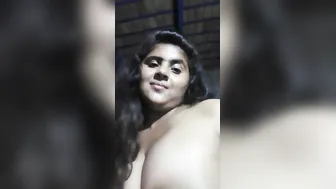 Legal age teenager breasty college girl exposed MMS