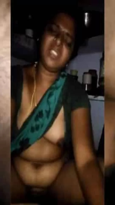 Breasty aunty drilled by her neighbor Telegu MMS