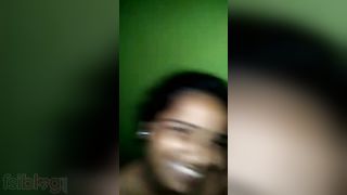 Dehati moist twat show MMS clip