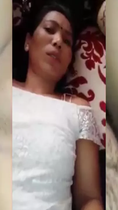 Nepali bhabhi cunt fucking at home MMS movie scene