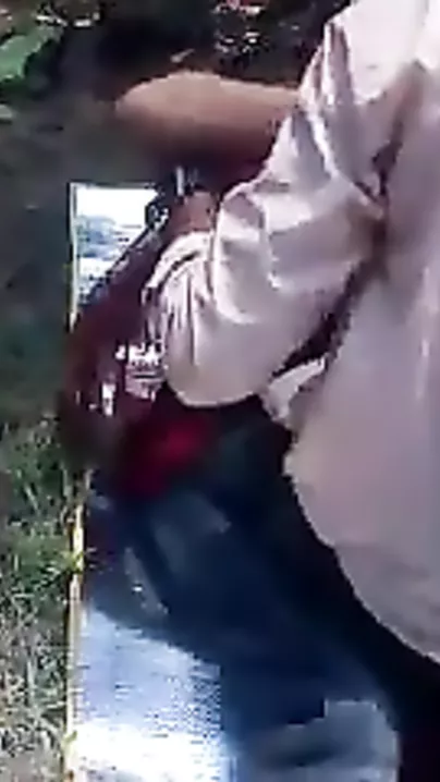 Telugu pair outdoor sex MMS clip