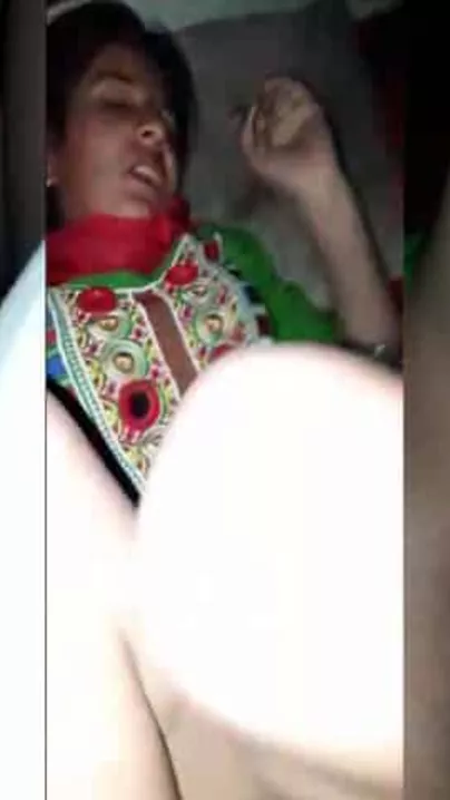 Dehati Hindi XXX sex movie scene dripped online
