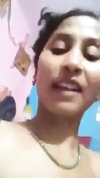 Bihari wife exposed MMS clip goes viral