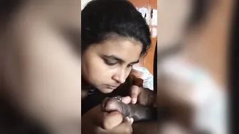 Cute Indian hotty BJ to her professors dick