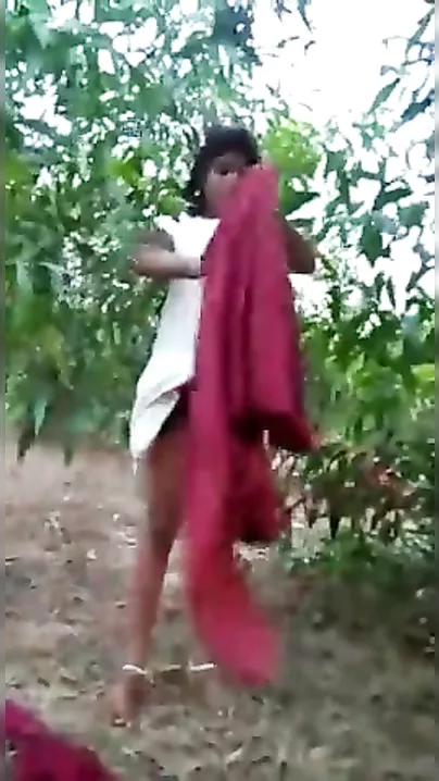 Bihari 3some sex outdoors MMS movie