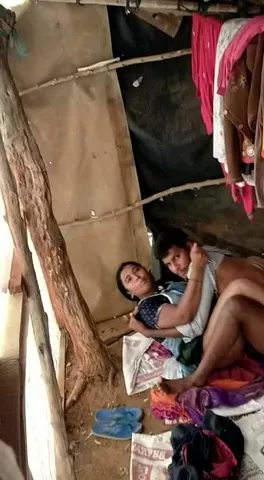 Indian slum pair caught fucking on voyeurs web camera INDIAN SEX  