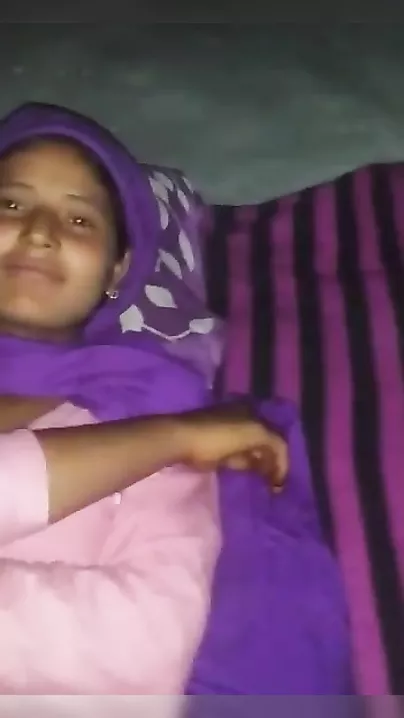 Virgin Dehati hotty pussy fucked by her lover