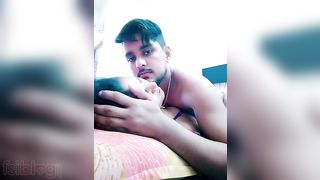 Young fucking Indian lovers selfie clip MMS