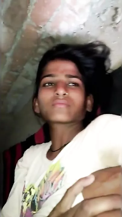 North Indian teen love tunnel show looks sizzling sexy