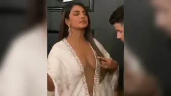 Priyanka Chopra billibongs show during reward ceremony