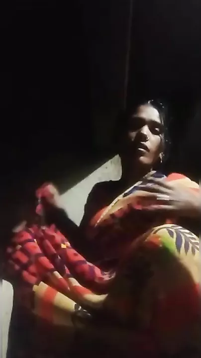 Sexy village Bhabhi striptease Dehati hawt video