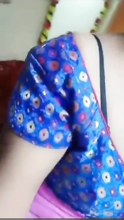 Hot big meatballs show MMS sex video