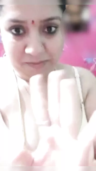 Indian wife WhatsApp episode call with her secret lover