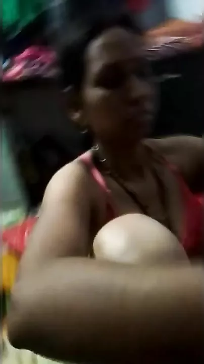 Mature village aunty after sex in nature's garb show