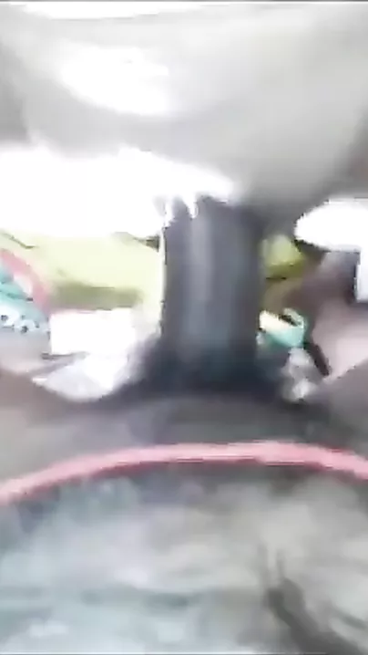 Pair home porn ends up with missionary style sex