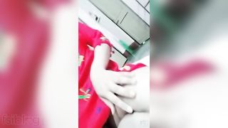 College hotty fingering cum-hole MMS sex video