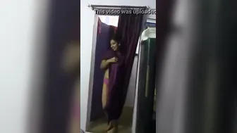 Hawt Indian college girls topless Desi nude dance