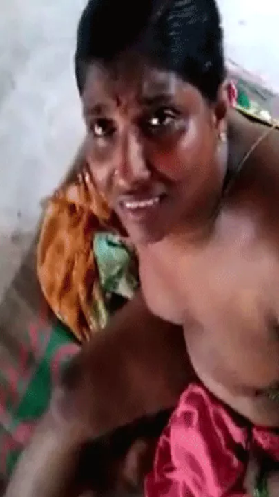 Bangla maid sucking penis of her abode owner