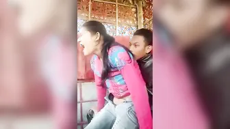 Young lovers first-time sex in the outdoors MMS video