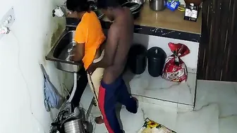 Indian aunty in yellow saree fuck! Horny lovers hidden sex in kitchen