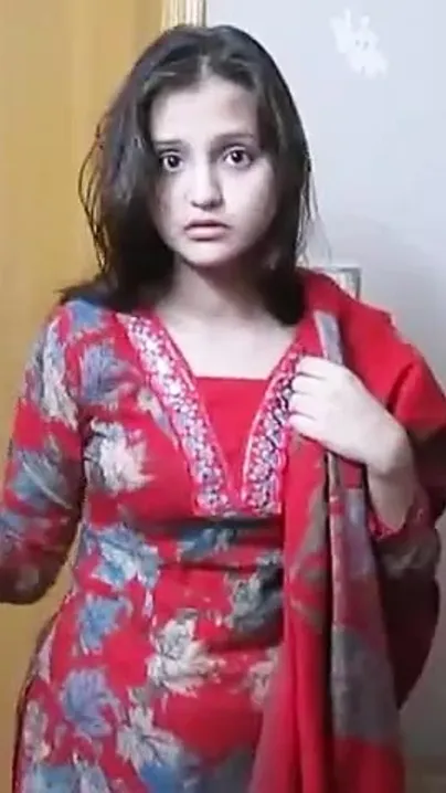 Teen amateur indian girl nude selfie photos collection