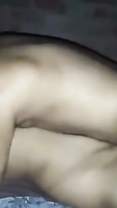 Indian sex  leaked online! Bhabhi chudai sex MMS video
