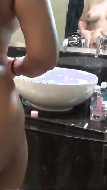 Private indian sex leaked - Desi Couple Massage Porn
